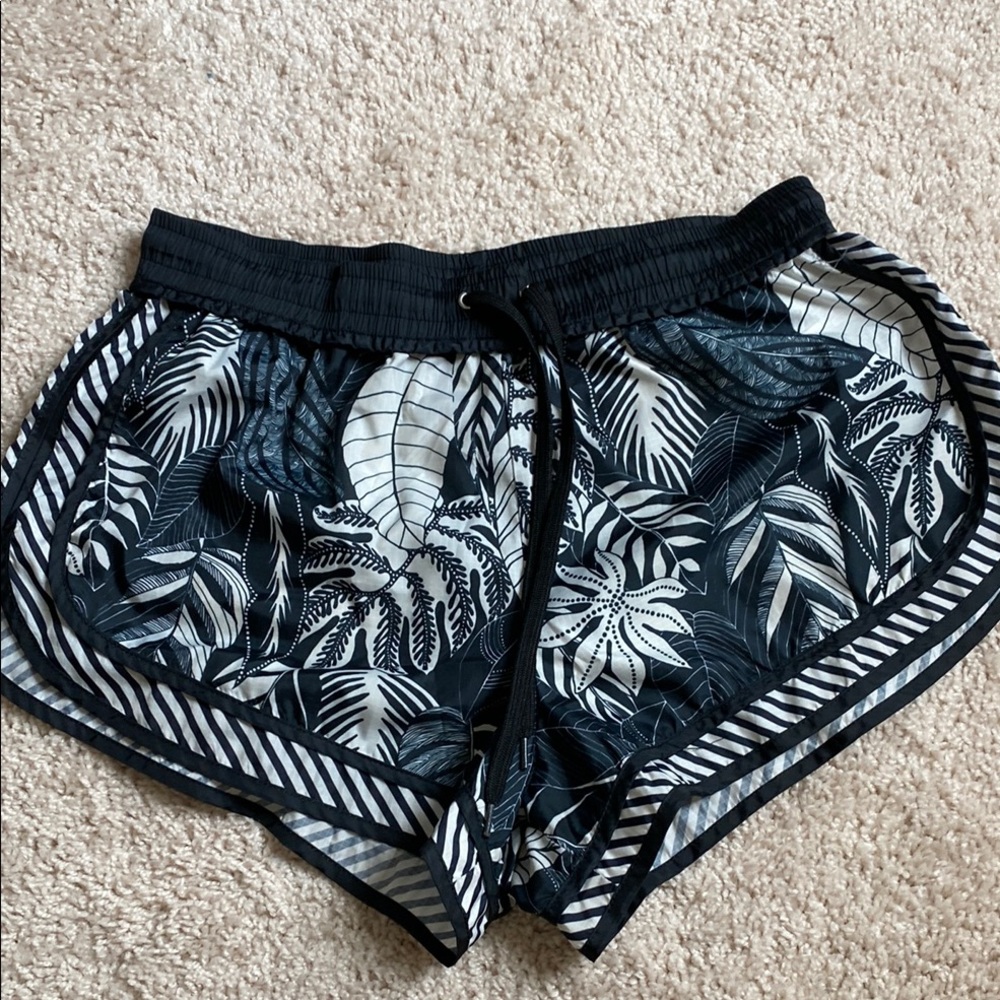 FARM Rio Black and White Tropical Leaf Athletic Shorts